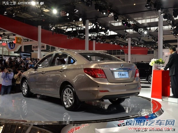 东风风行东风风行景逸S502014款 1.5L 手动基本型