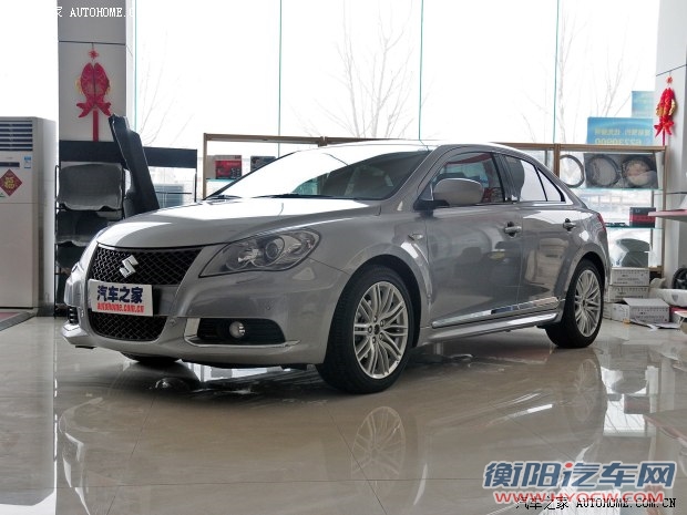 铃木(进口) 凯泽西 2011款 2.4L四驱运动导航版