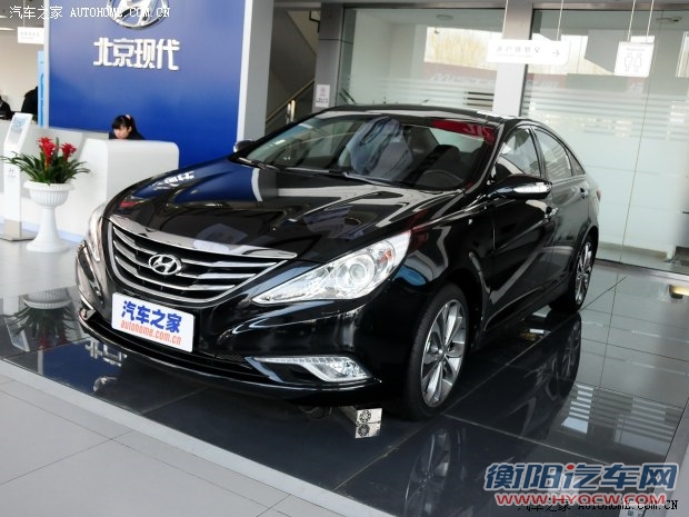 北京现代 索纳塔八 2013款 2.4L 自动顶级版 国V