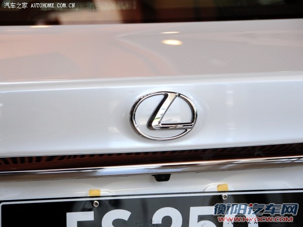 雷克萨斯 雷克萨斯ES 2013款 250 Mark Levinson限量版