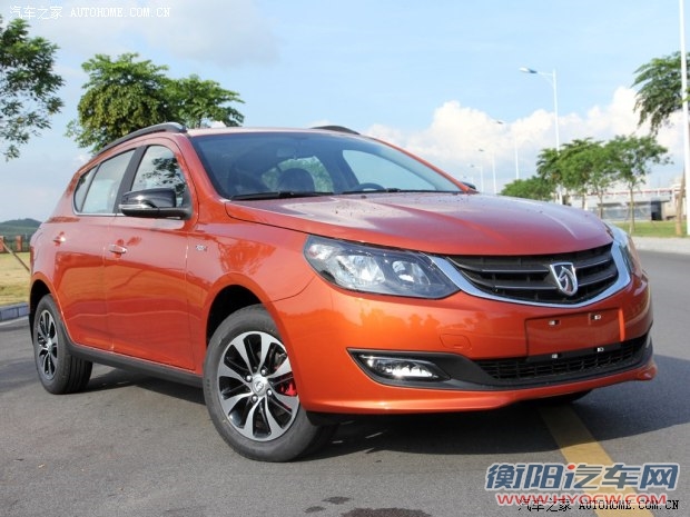 上汽通用五菱 宝骏610 2014款 CROSS 1.5L 自动豪华型