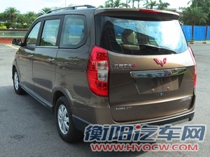 上汽通用五菱 五菱宏光 2014款 1.5L自动豪华型L2B