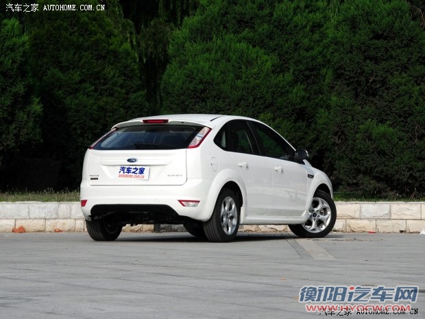 长安福特 福克斯 2014款 两厢经典 1.8L SVP限量版