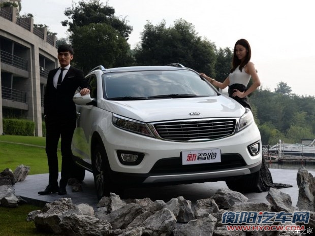 东风悦达起亚 智跑 2015款 2.4L 自动四驱版Premium