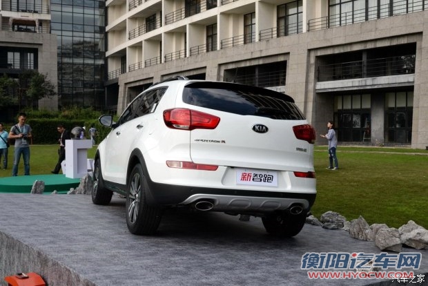 东风悦达起亚 智跑 2015款 2.4L 自动四驱版Premium