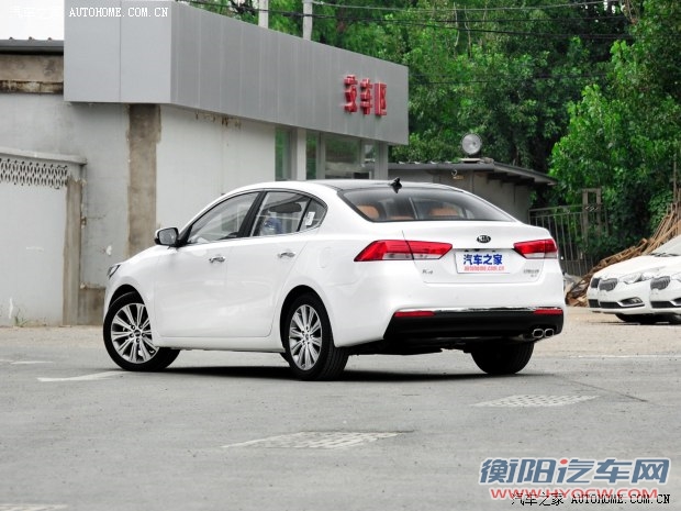 东风悦达起亚 起亚K4 2014款 2.0L 自动高配型