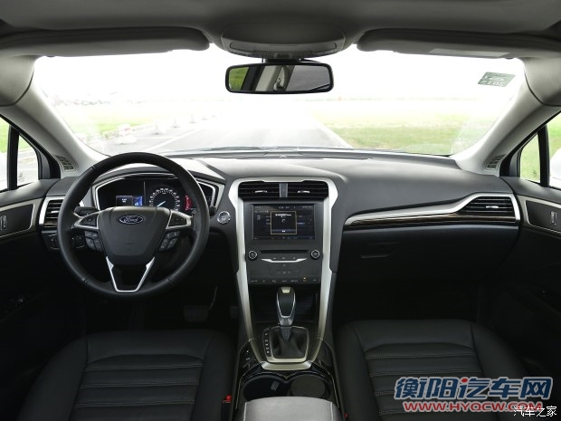 长安福特 蒙迪欧 2013款 2.0L GTDi200豪华型