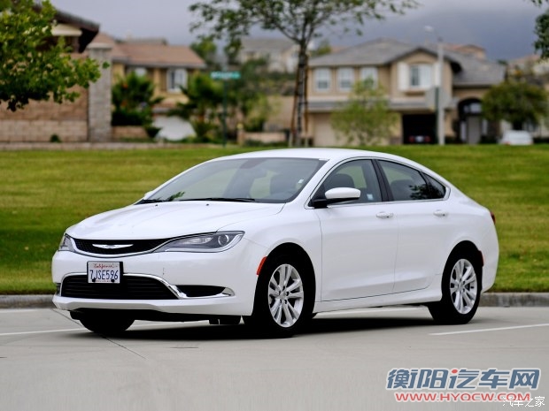 克莱斯勒(进口) 克莱斯勒200 2015款 C 基本型
