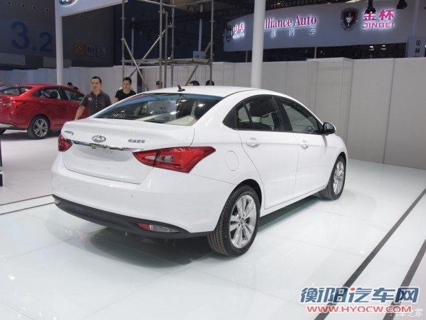 奇瑞汽车 艾瑞泽5 2016款 手动基本型