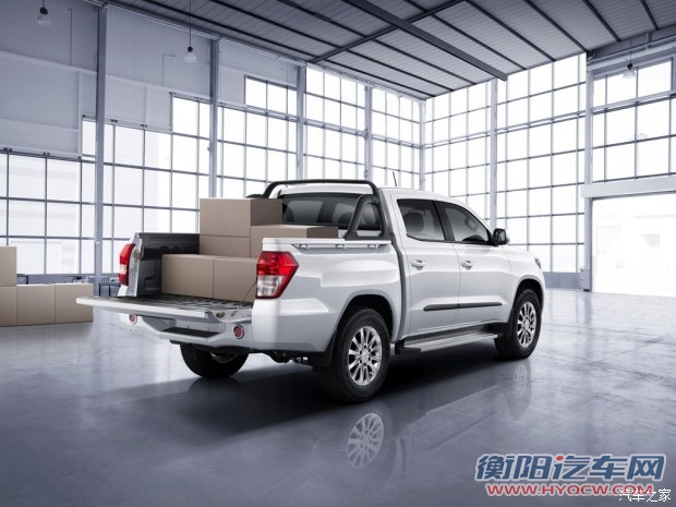 福迪汽车 雄狮F22 2015款 2.4L 豪华型