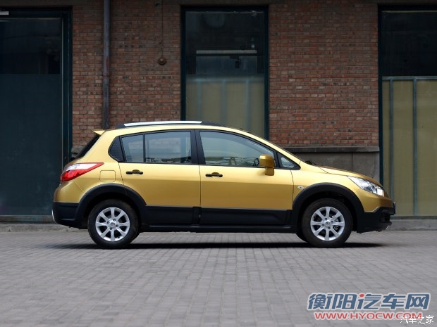 东风日产 启辰R50X 2015款 1.6L 手动北斗导航版