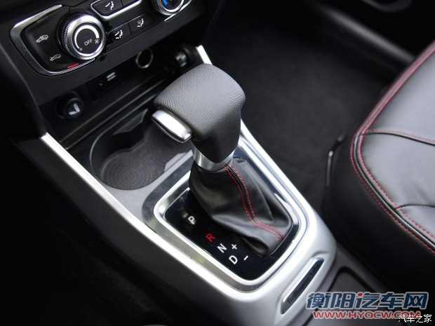 华晨中华 中华V3 2015款 1.5T 自动基本型