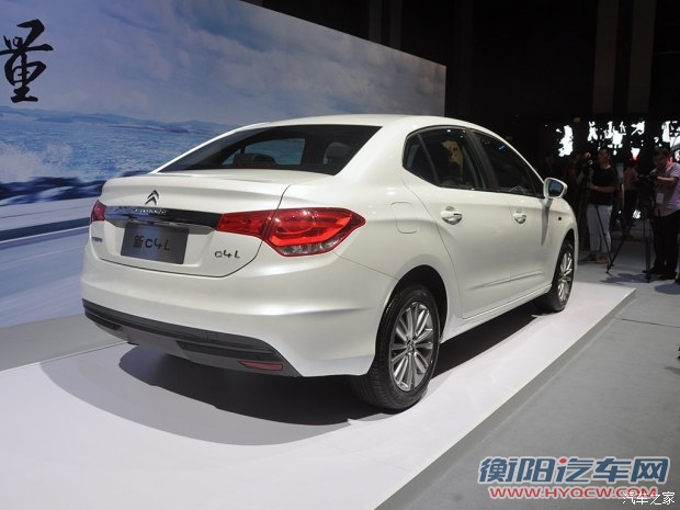 东风雪铁龙 雪铁龙C4L 2015款 1.2T 自动尊贵版
