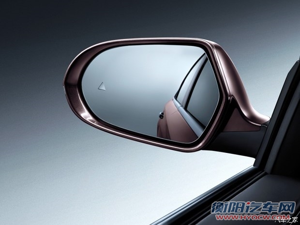 众泰汽车 众泰Z700 2015款 基本型