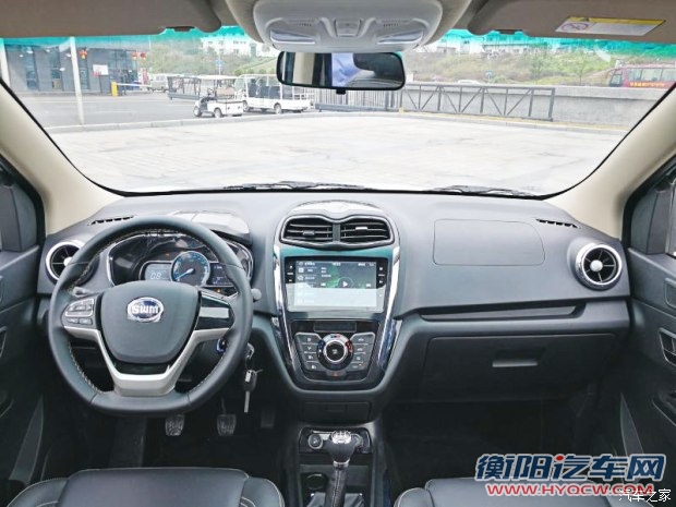SWM斯威汽车 SWM斯威X3 2017款 基本型